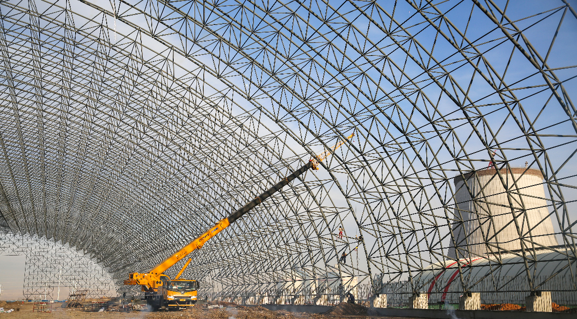 京宁二期项目干煤棚球形网架顺利合拢